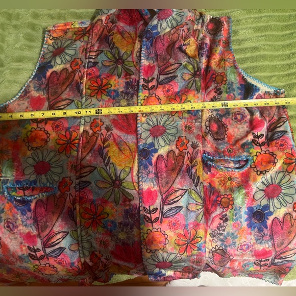 NATURAL LIFE Floral Oversized Sherpa blanket Vest with hood – Boho Cozy – NWT - Picture 13 of 13